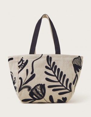 White Women's Monsoon Leaf Print Tote Bags | QZR-0085