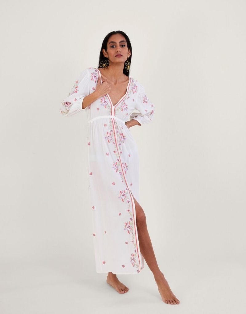 White Women\'s Monsoon Embroidered Maxi Kaftan in LENZING™ ECOVERO™ Dress | VIW-9713