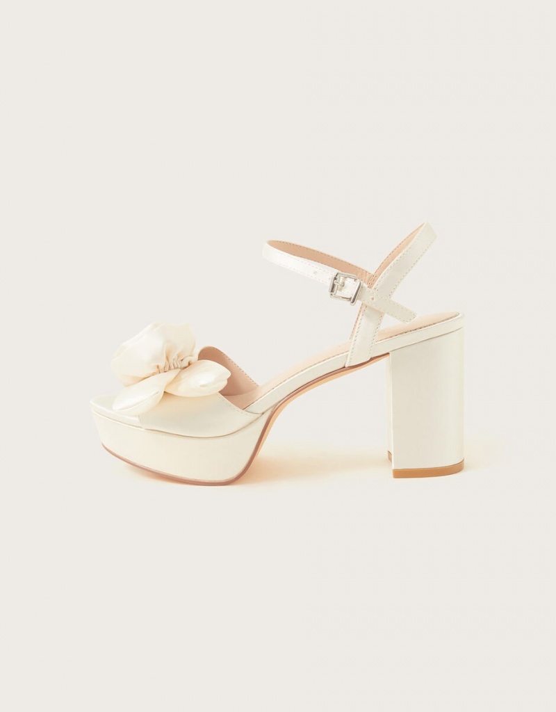 White Women's Monsoon Rosette Platform Sandals | AHA-5844